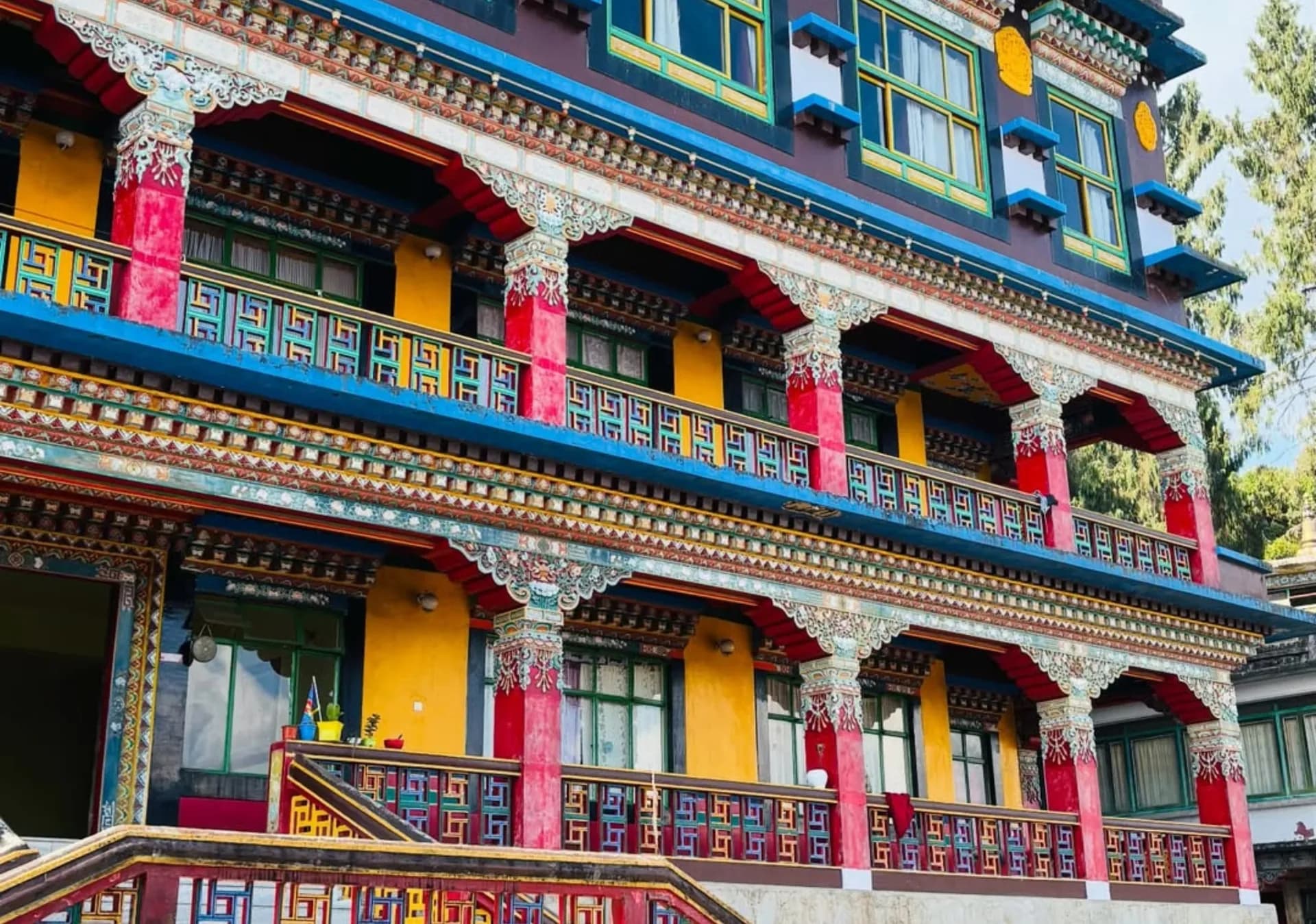 Karma Shri Nalanda Institute of Higher Buddhist Studies