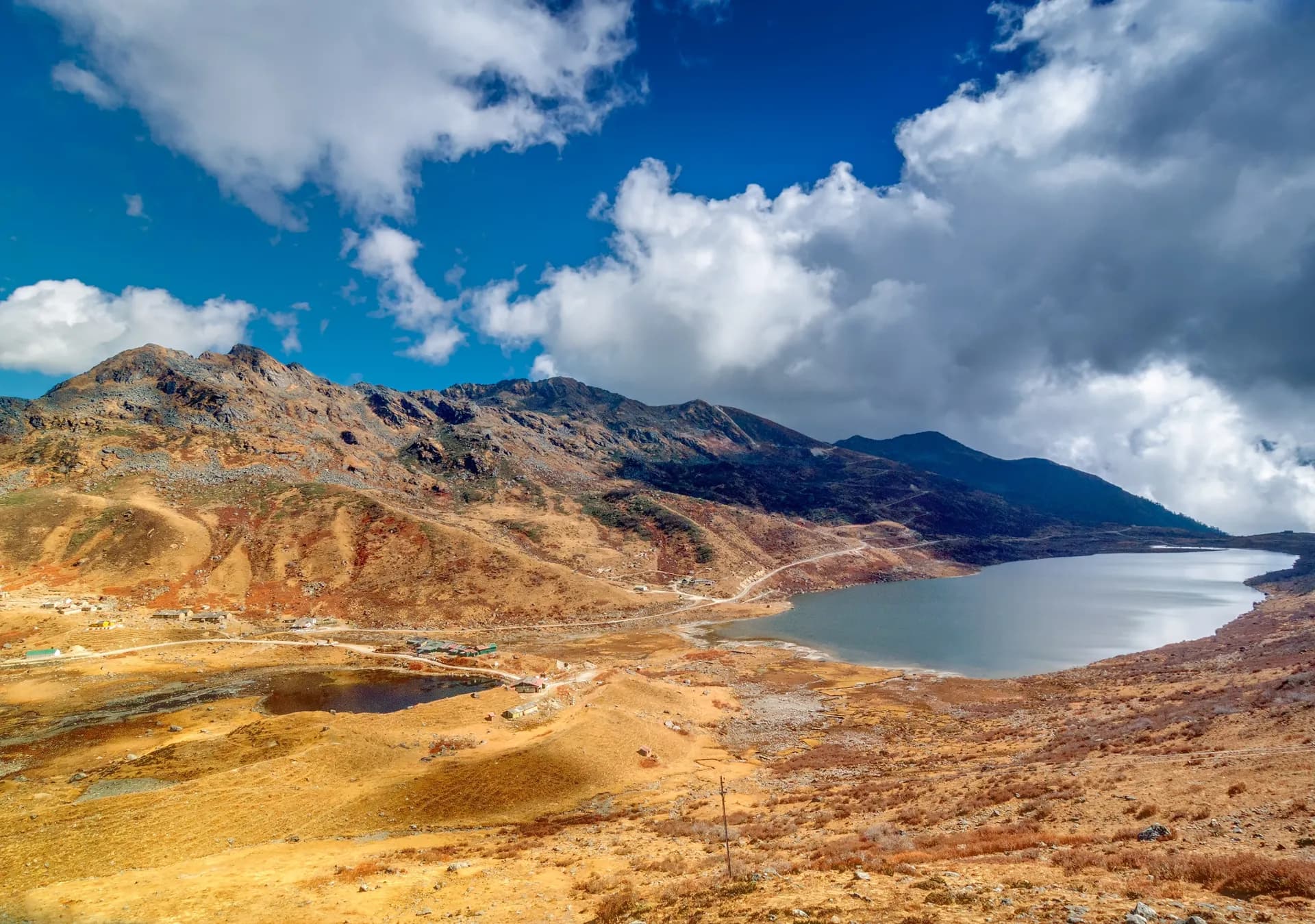 Kupup Lake (Elephant Lake) & Yak Golf Course