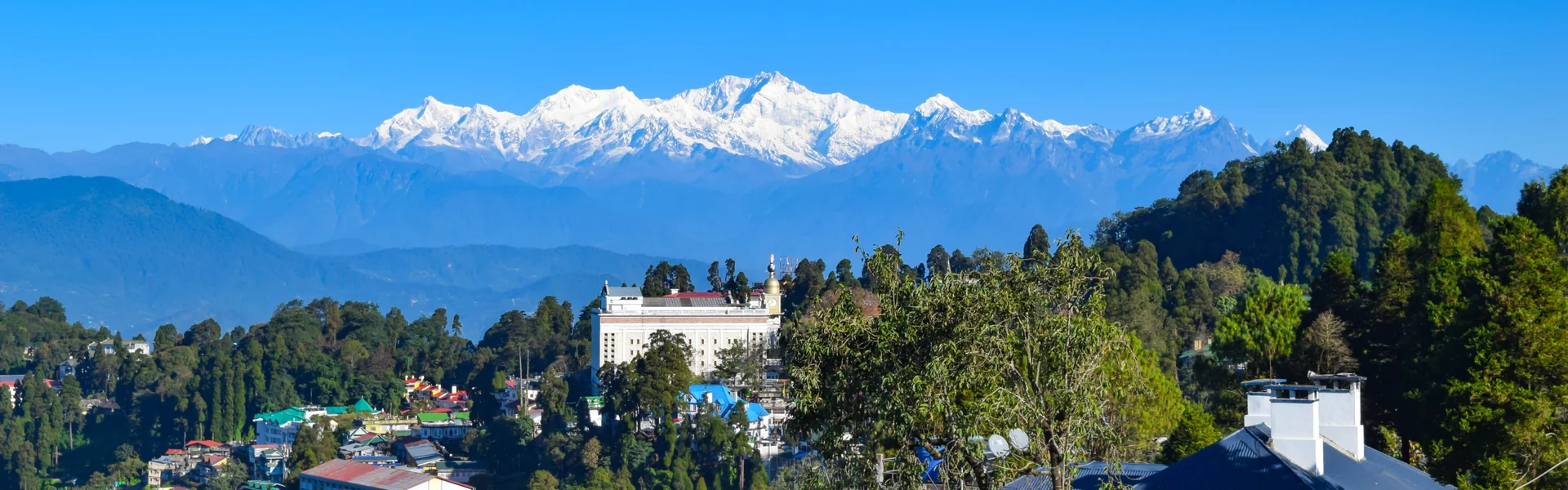 Pelling & Darjeeling 5 Days 4 Nights Tour Package